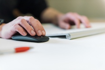 27 03 19 Frame25 0267